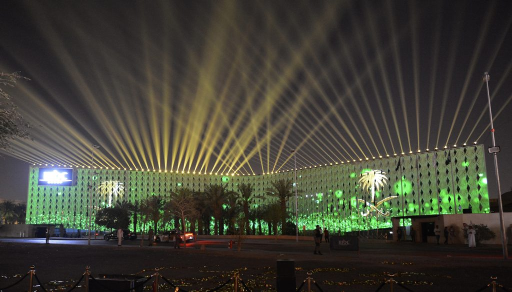 Lumi&egrave;re principale mobile de faisceau ext&eacute;rieur