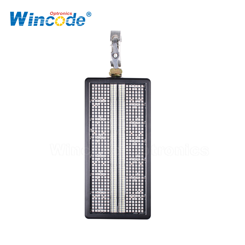 Stroboscope mobile LED ThunderStrike IP65 | Luminaire étanche RVB + blanc haute luminosité 1 500 W, prêt pour la tournée